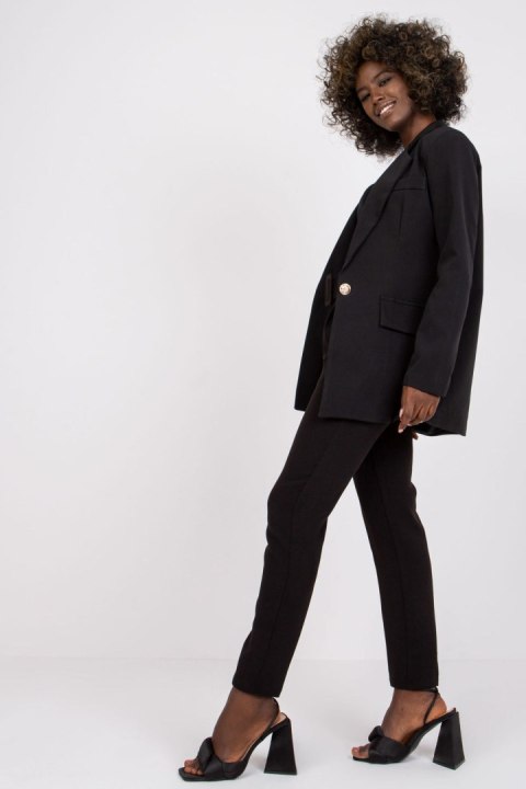 Elegancka czarna marynarka