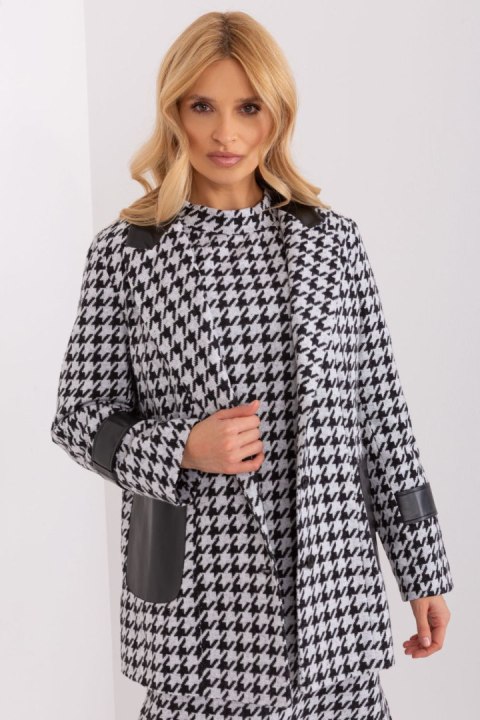 Marynarka w kolorze białym i czarnym