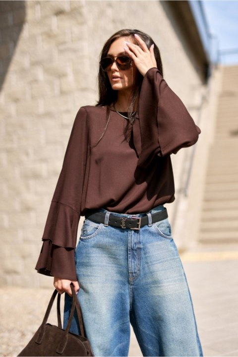 Bluzka Model Camila CBR BLU0218 Dark Brown - Roco Fashion