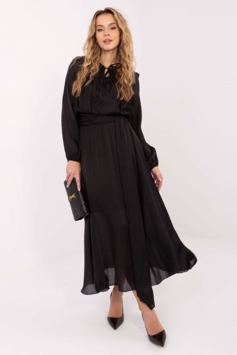 Sukienka Model MI-SK-27580.02 Black - Rue Paris