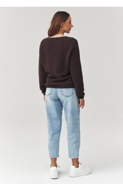 Sweter Damski Model C38 Czekolada - Makadamia