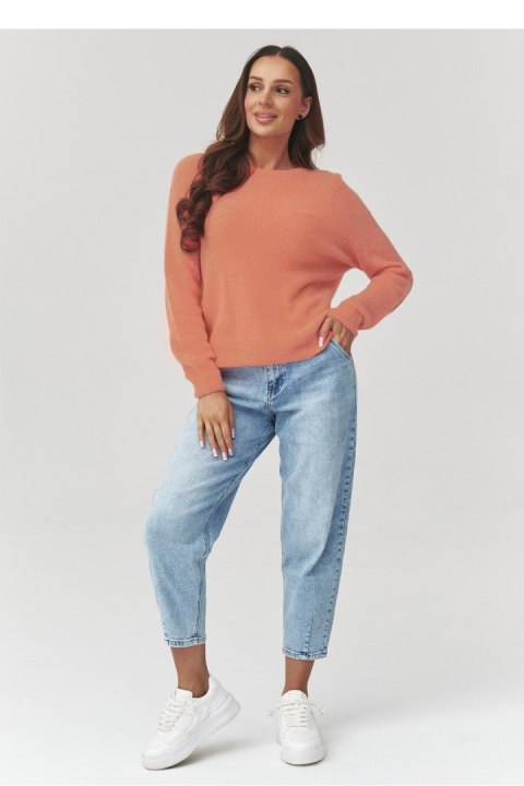 Sweter Damski Model C40 Coral - Makadamia