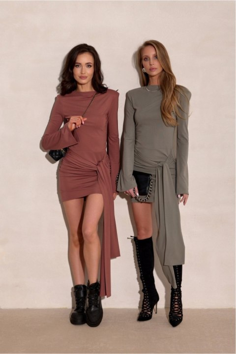 Sukienka Model Nevira KHK SUK0536 Khaki - Roco Fashion