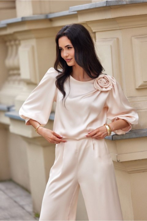 Bluzka Model Giana VAN BLU0178 Vanilia - Roco Fashion