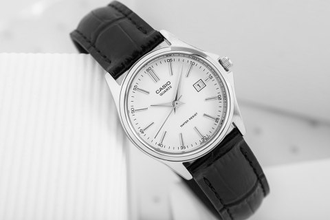 Zegarek Damski Casio LTP-1183E-7ADF Klasyczny na skórzanym pasku