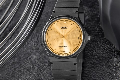 Zegarek Damski Casio MQ-76-9ALDF Klasyczny Złoty
