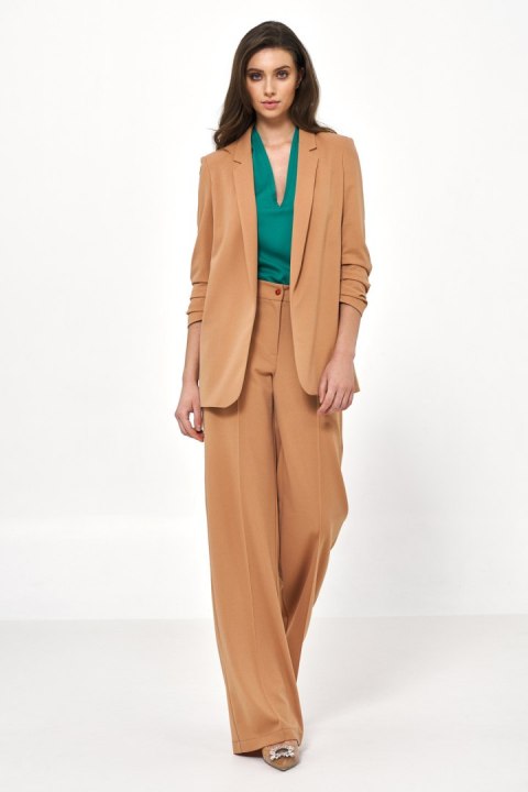 Karmelowa marynarka damska bez zapięcia