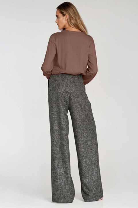 Wiskozowa bluzka z szeroką plisą na dekolcie B196 Mocca - Nife