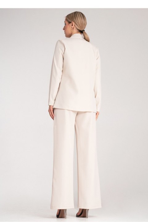 Żakiet damski w kolorze jasnobeżowym